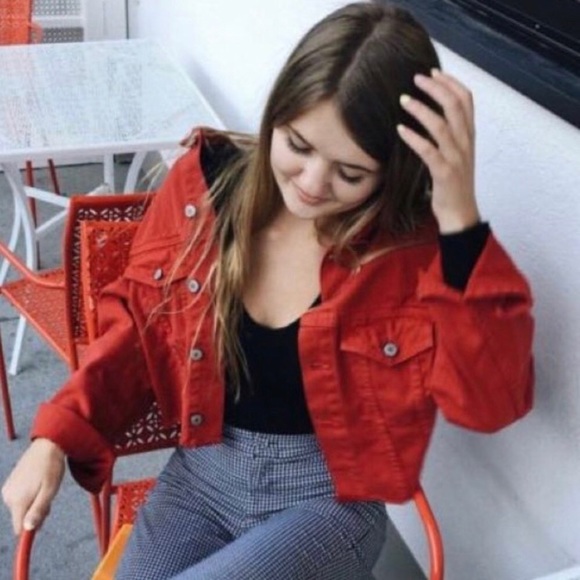 Brandy Melville Betsey red denim cropped jacket - Picture 3 of 4